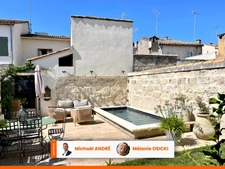 MAISON INTRA-MUROS AVEC PATIO PISCINE ET GARAGE