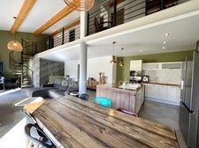 Maison contemporaine 5 pièces 142m2 + un appartement 2 pièces et un garage