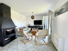Maison familiale 128 m² avec double garage et jardin à Saint-Laurent-d'Aigouze