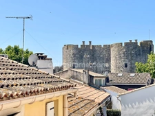 AIGUES-MORTES MAISON RÉNOVÉE 5 PIÈCES 147 M2 AVEC 2 GARAGES ET TOIT TERRASSE 