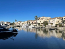 MARINA INDIVIDUELLE 5 PIÈCES 155 M2 AVEC PISCINE ET GARAGE AIGUES MORTES 