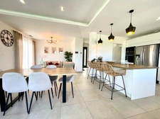 VILLA CONTEMPORAINE 5 PIÈCES 163 M2 AVEC STUDIO INDÉPENDANT