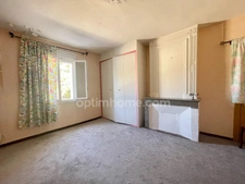 AIGUES-MORTES IMMEUBLE 7 PIÈCES 210 M2 + GARAGE
