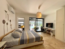 Villa contemporaine 5 pièces avec piscine — Élégance, confort et art de vivre