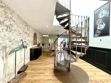 MAISON INTRA-MUROS AVEC PATIO PISCINE ET GARAGE
