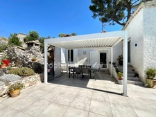 Villa 6 pièces 160m2 avec piscine sur les hauteurs de Nîmes.