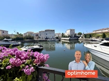 Aigues-Mortes – Marina 3 pièces entièrement rénovée avec poste d'amarrage