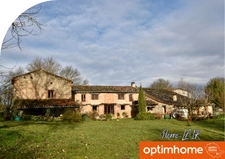 Magnifique propriété en pierre avec gîte attenant et beau terrain avec vue dégagée 
