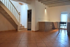 AU CENTRE DE SAIX, MAISON DE VILLAGE EN PIERRE REFAITE A NEUF