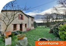 Magnifique propriété en pierre avec gîte attenant et beau terrain avec vue dégagée 