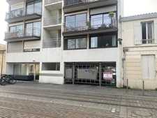 BORDEAUX, A VENDRE PLACE PARKING SECTEUR STADE CHABAN/ORNANO