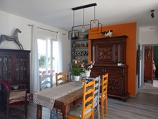 Saint-Aigulin (17360) Maison rénovée 145 m² – 3/4 chambres – Grand terrain arboré 2 181 m² 