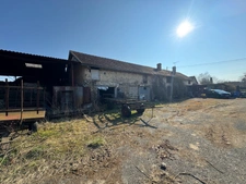 Corps de ferme, dépendances, hangars