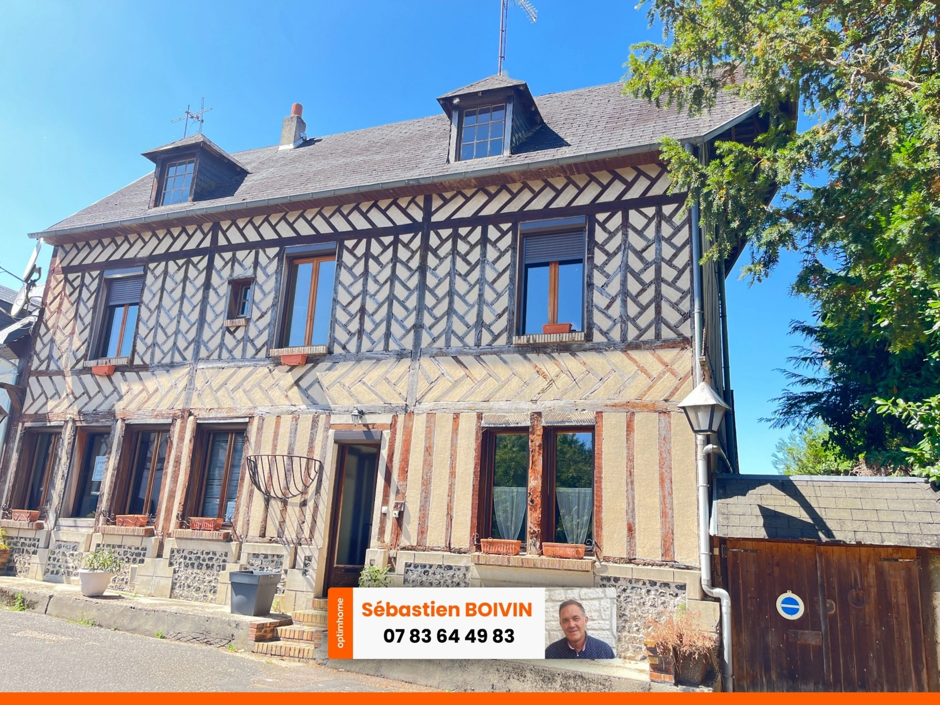 Maison 8 pièces 151 m² · à Pont Audemer · 151 m² · 196 000 €