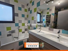 Maison contemporaine de 151 m² 4 chambres et bureau NERSAC (16)