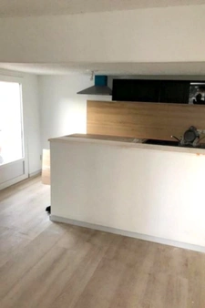 RARE 1ére COURONNE D’ANGOULEME – ENSEMBLE DE BIEN DE 8 MAISONS ( T2 à T4), 