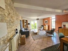 Rare : Secteur proche Victor Hugo ANGOULEME Demeure de caractère en pierre de taille, 4 chambres, 151 m² sur 800 m² de terrain