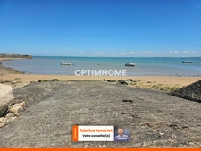 RARE !!! Maison de 230 M² DE SURFACE COMPRENANT UNE MAISON, UN GARAGE POUR BATEAU ET UN STUDIO sur RIVEDOUX PLAGE (17)