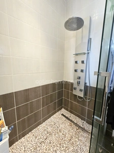 RARE Maison de 195 m², 5 chambres et 107 m² de garage
