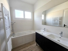Maison avec 2 logements un au RDC et un à l'étage pour un ensemble de 240 m² ARVERT (17)