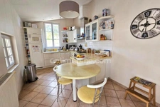 Rare : Secteur proche Victor Hugo ANGOULEME Demeure de caractère en pierre de taille, 4 chambres, 151 m² sur 800 m² de terrain