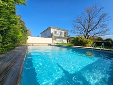 Maison à vendre 7 chambres 240 M² avec garage et piscine ARVERT (17)