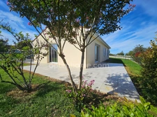 Maison plain-pied 3 chambres avec garage sur un terrain de 1100 m² BRIE (16)