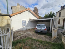 Opportunité rare à Ruelle-sur-Touvre — Garage 30 m² avec extérieur ou projet de conversion en logement d’habitation (16)