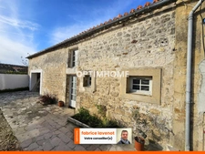 Maison à vendre 180 m², 6 pièces, 3 chambres VIEUX SOYAUX (16)