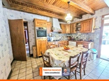 RARE !!! Maison de 230 M² DE SURFACE COMPRENANT UNE MAISON, UN GARAGE POUR BATEAU ET UN STUDIO sur RIVEDOUX PLAGE (17)