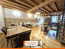 Appartement 5 pièces 140 m² aux portes d' ANGOULEME, sur la commune LE GOND PONTOUVRE (16)