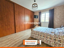 Maison de plain-pied de 153 m² avec 4 chambres, un garage et une piscine. MOUTHIERS SUR BOEME (16)