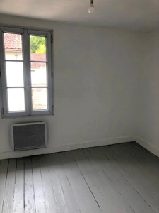 RARE 1ére COURONNE D’ANGOULEME – ENSEMBLE DE BIEN DE 8 MAISONS ( T2 à T4), 