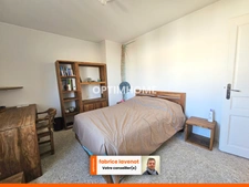 RARE villa de 263 m² sur SAINT-YRIEIX, proche de SAINT CYBARD avec 6 chambres et bureau, piscine et 80 m² de garage 12 pièces SAINT YRIEIX SUR CHARENTE (16)