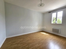 🏡 Maison familiale de 100 m² — 4 chambres & Jardin de 550 m² à LA COURONNE (16)