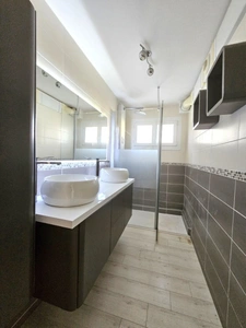 Maison avec 2 logements un au RDC et un à l'étage pour un ensemble de 240 m² ARVERT (17)