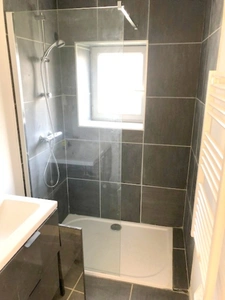 RARE 1ére COURONNE D’ANGOULEME – ENSEMBLE DE BIEN DE 8 MAISONS ( T2 à T4), 