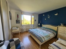 Maison à vendre 4 chambres 133 m² CHAMPNIERS (16)