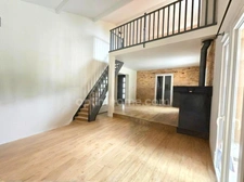 Au cœur de la ville de LA BRÈDE, Maison 148 m², 4 chambres et bureau. LA BREDE (33)