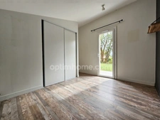 Au cœur de la ville de LA BRÈDE, Maison 148 m², 4 chambres et bureau. LA BREDE (33)