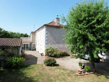 Maison charentaise de 170 m² avec 4 ou 3 chambres avec bureau sur la commune de TAPONNAT FLEURIGNAC (16)