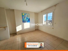 RARE villa de 263 m² sur SAINT-YRIEIX, proche de SAINT CYBARD avec 6 chambres et bureau, piscine et 80 m² de garage 12 pièces SAINT YRIEIX SUR CHARENTE (16)
