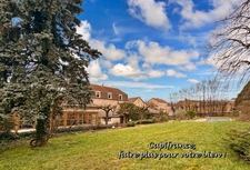 House for sale, 11 rooms, LA CLAYETTE (71) - 530m² living space - 13 rooms - swimming pool - outbuildings - 3822m² plot