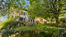 House for sale, 7 rooms, near CHAUFFAILLES (71), 216m² - 5 bedrooms - outbuildings - 1495m² plot