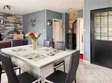 SOUS COMPROMIS  /  Maison à vendre 3 pièces MARCIGNY (71)  / 74m² - 2 chambres - piscine - terrasse - dépendances - terrain 637m²