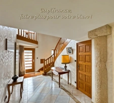LA CLAYETTE 71 Maison 178 m², 6 pièces, 3 chambres, garage, terrain 929 m²