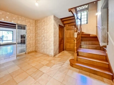 House for sale 12 rooms near LA CLAYETTE (71) 346m² - 6 bedrooms - outbuildings - swimming pool - land 14178 m²
