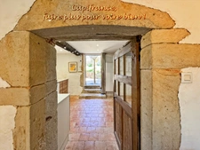 Maison à vendre VAUBAN (71), 5 pièces, 150 m², 3 chambres, dépendances, terrain 1860 m²