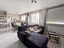 SOUS COMPROMIS  /  Maison à vendre 3 pièces MARCIGNY (71)  / 74m² - 2 chambres - piscine - terrasse - dépendances - terrain 637m²