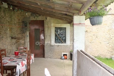 Charme authentique au cœur d'Armaucourt : Maison de village à vendre